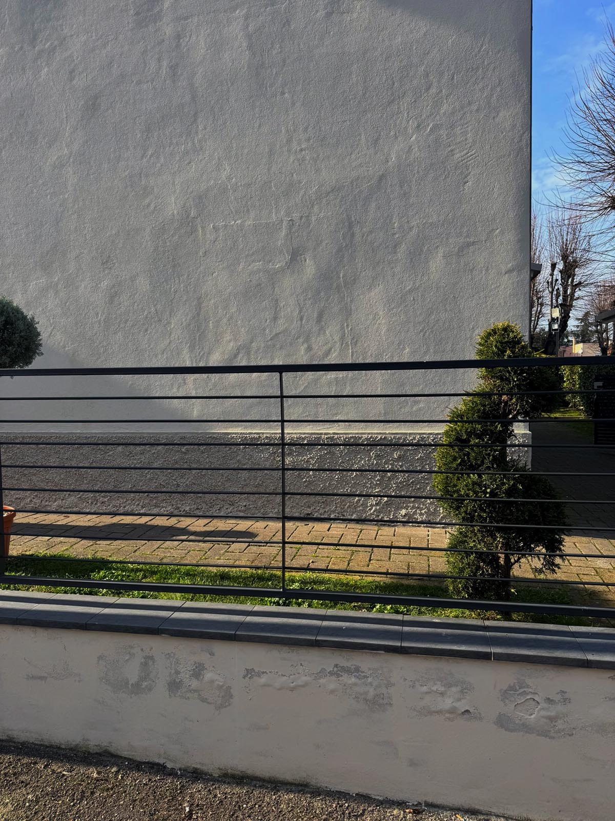 Progettazione e installazione cancelli | NUOVA IDEA SCANDIANO